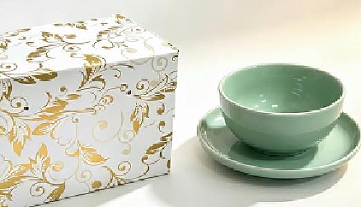 Ceramic bowl and plate set